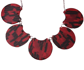 COLLIER MOSAIQUES ROUGE ET NOIRE