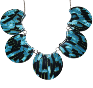 COLLIER MOSAIQUES BLEU ET NOIRE